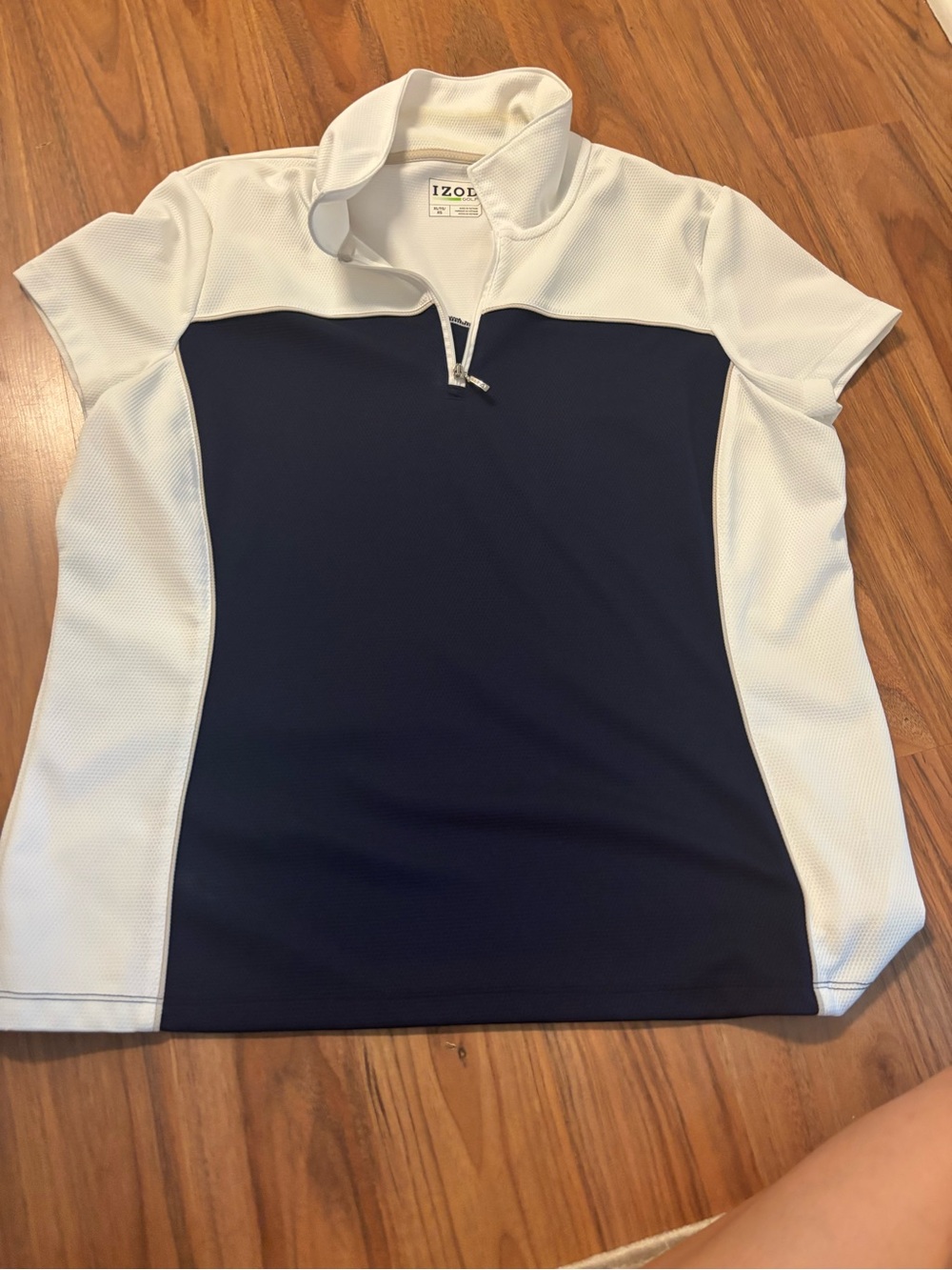 Izod Women's Short Sleeve Quarter-Zip Top in Navy and White